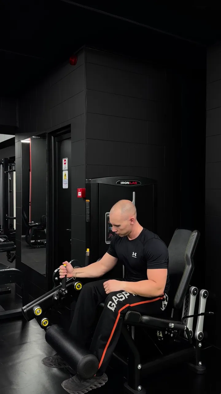 Leg extension